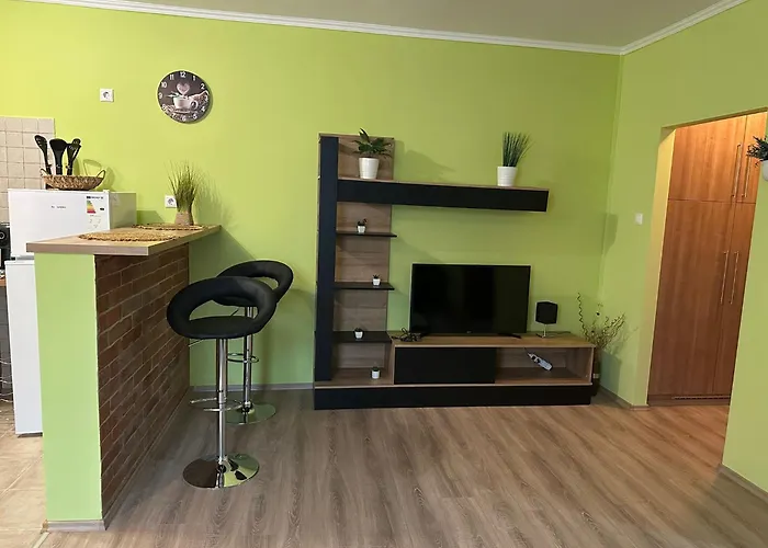 Oeroekzoeld Apartman