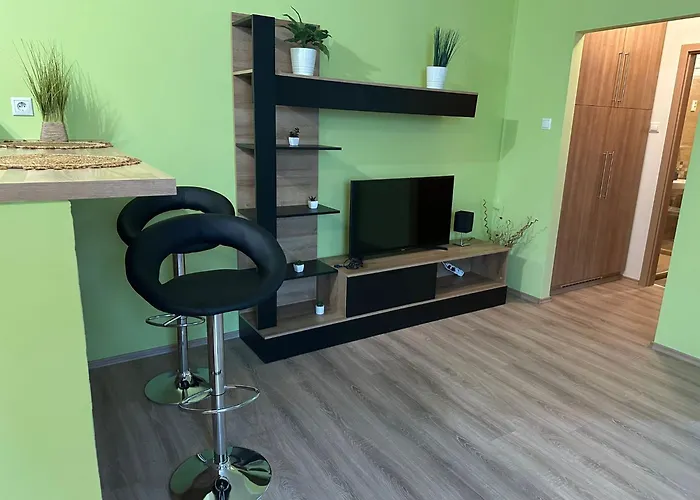 Oeroekzoeld Apartman